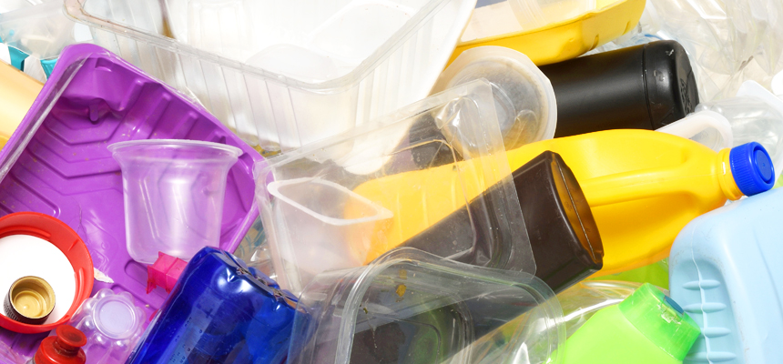 Como reciclar mais plásticos