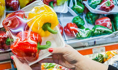 As embalagens plásticas facilitam a alimentação saudável.