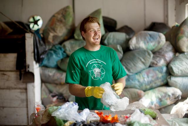 Braskem reforça compromisso com eliminação de resíduos plásticos no Dia Internacional da Reciclagem